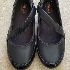 Patent and flat leather comfortable shoes